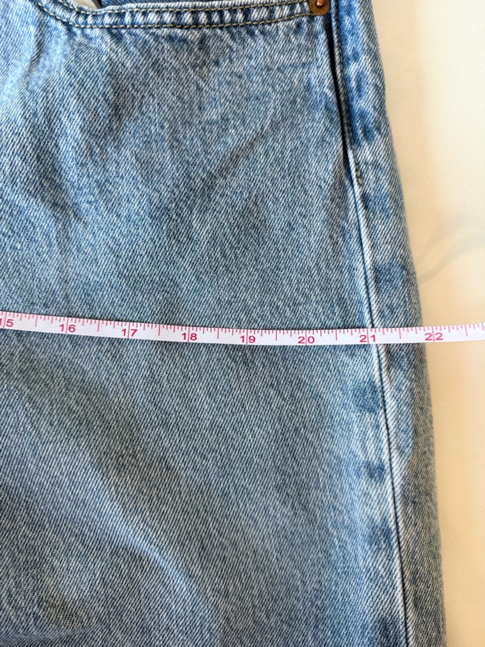 Levi’s Low Pro Straight Jeans Light Wash Normcore Closet Staple Denim size 31 - Picture 7 of 12